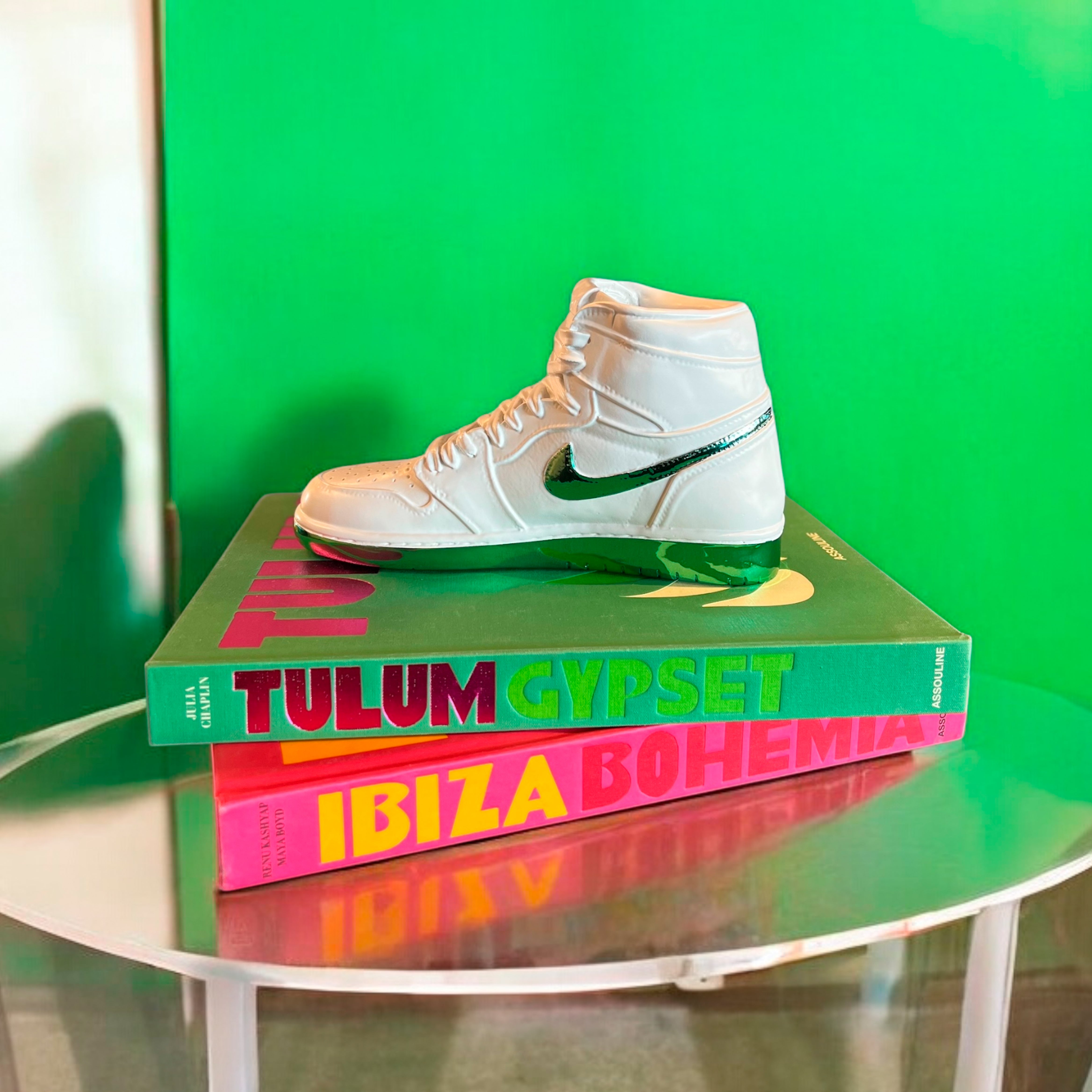 TENIS VERDE METALICO