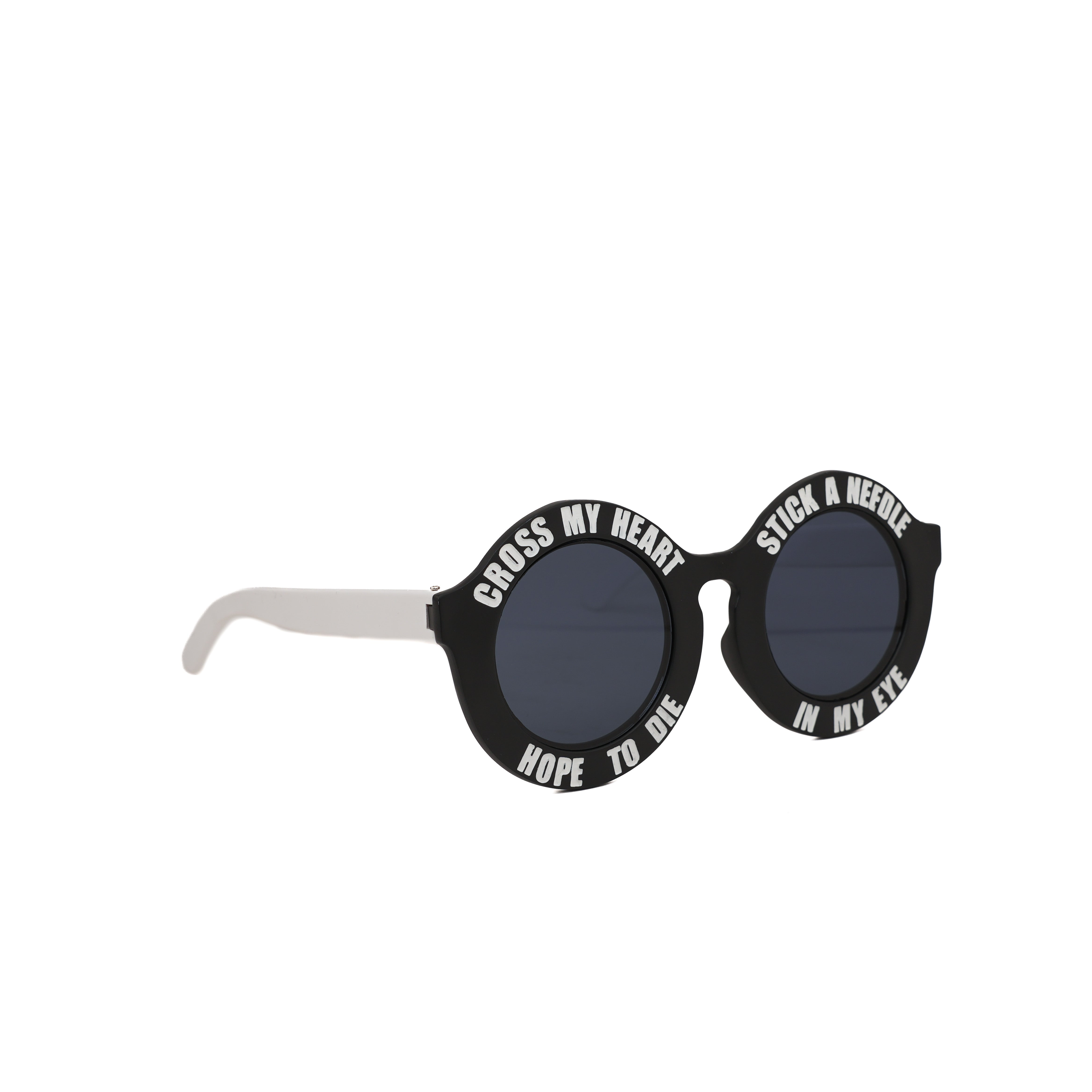 LENTES NEGRO CON LETRAS