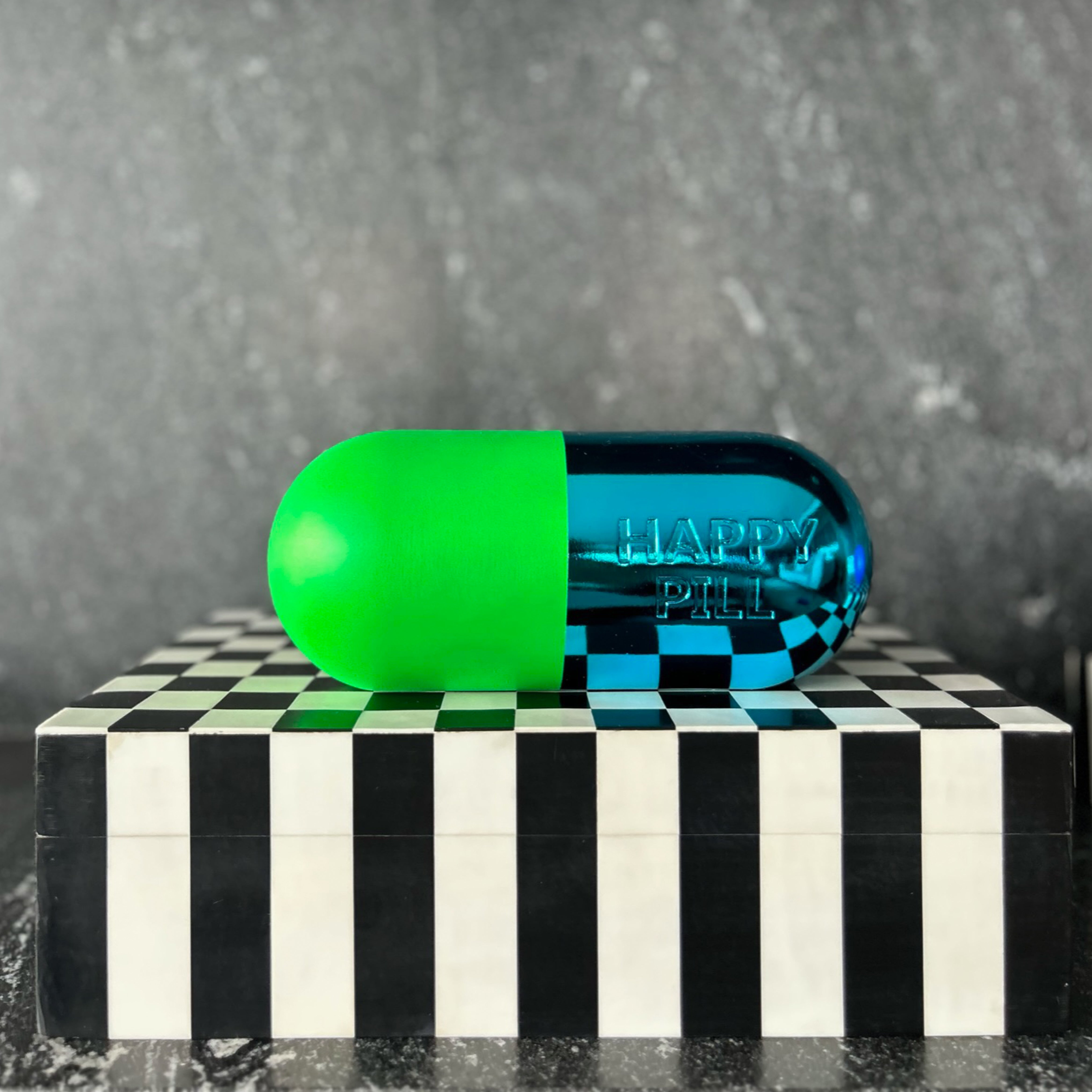 PASTILLA AZUL METALICO Y VERDE MATE